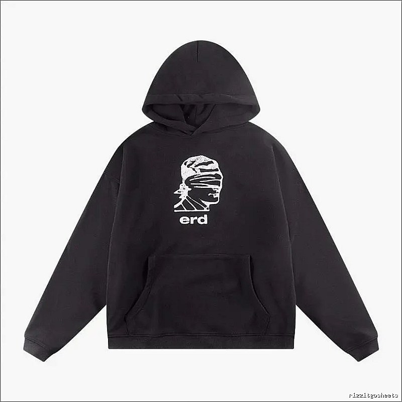 Daily Sweatshirt Rotation Graphic Zip Hoodie Training Look