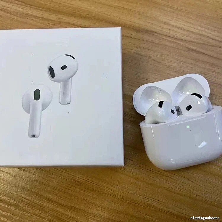 Apple AirPods 3 Wireless Earbuds