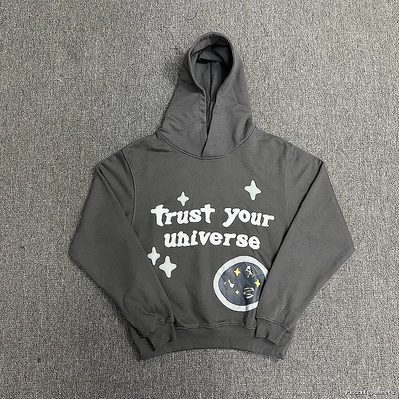 Broken Hearts Style H216 Skull Graphic Hoodie Streetwear Look