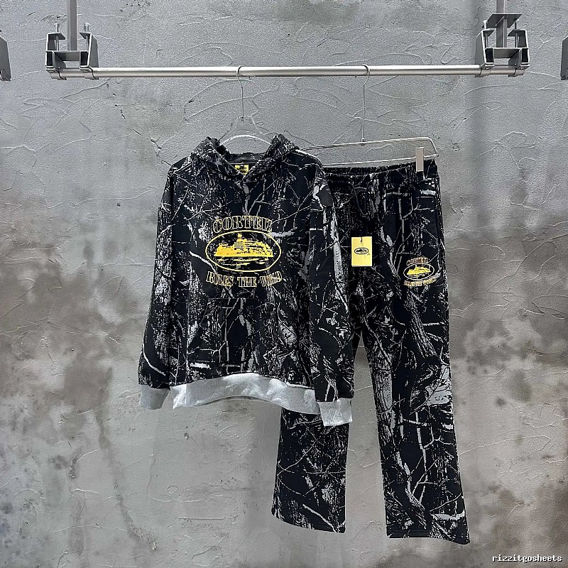 Corteiz Graffiti Style Black and Grey Suit