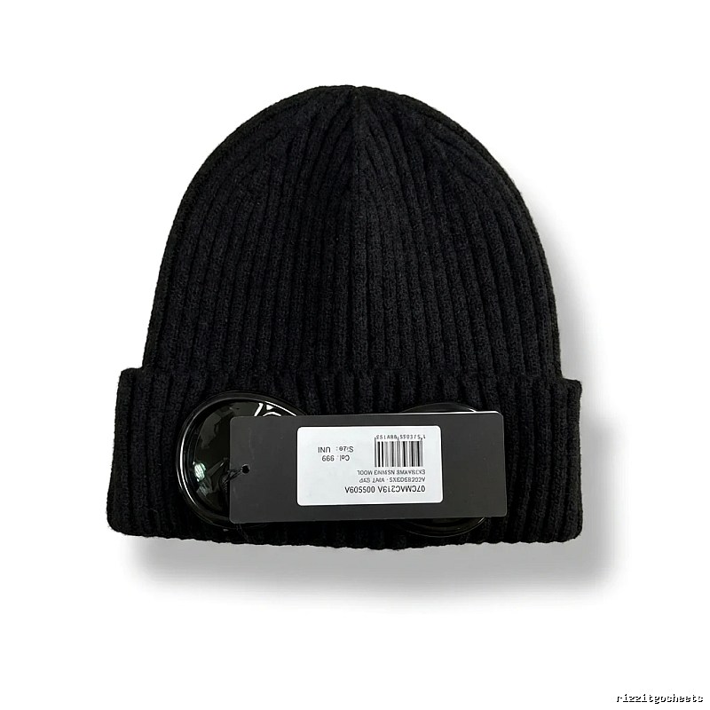 C.P. Simple Black Knitted Hat
