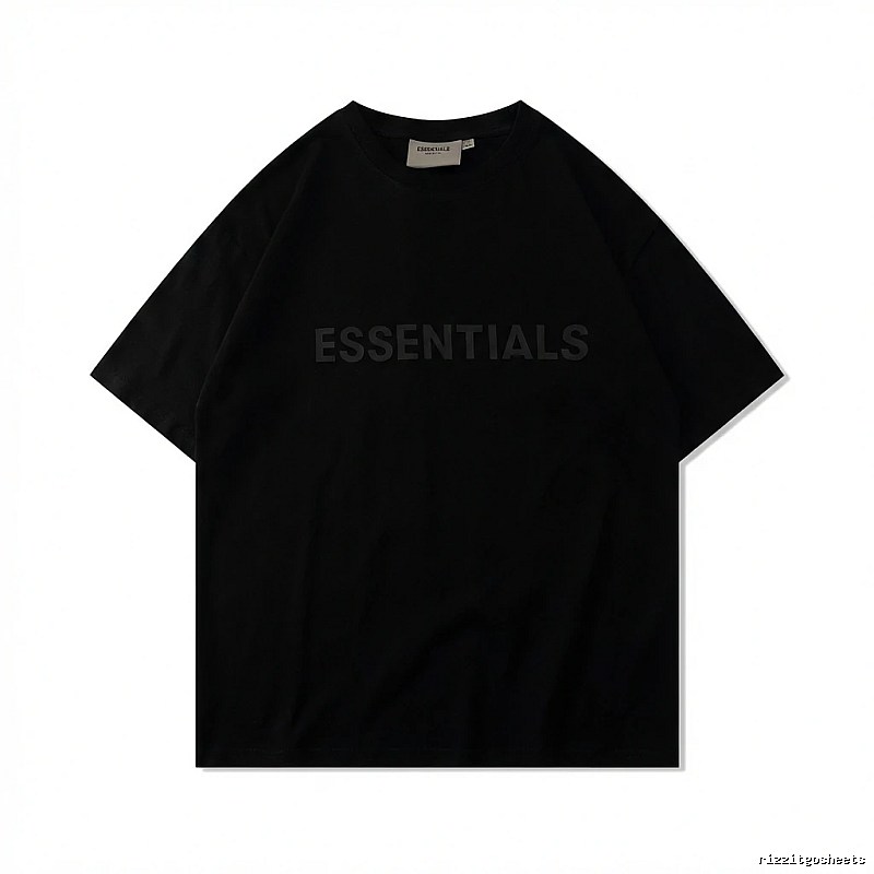 ESSENTIALS minimalist style black short-sleeve