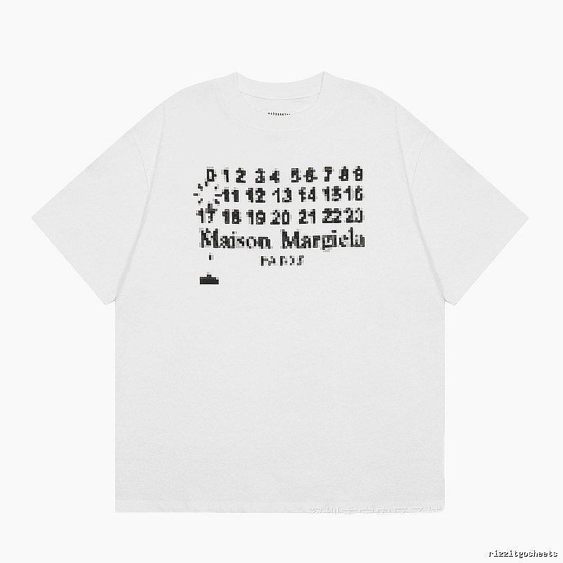 Maison Margiela Pixel Streetwear White Short-sleeve T-shirt