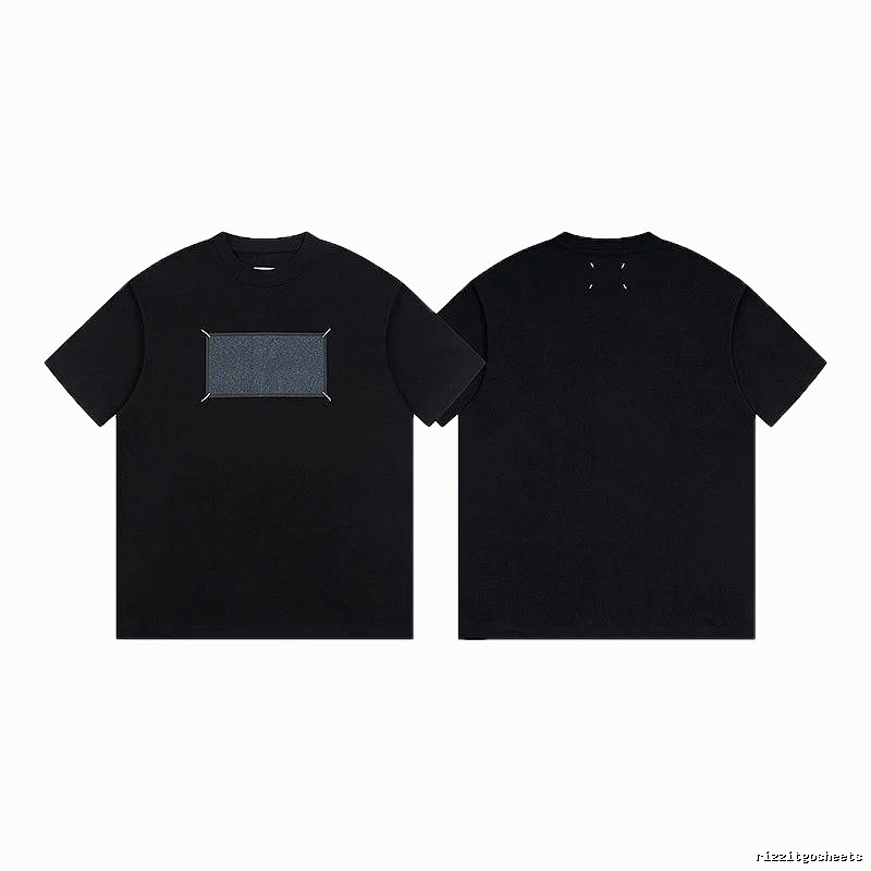 Maison Margiela Stitched Minimalist Style Black Short-sleeve T-shirt