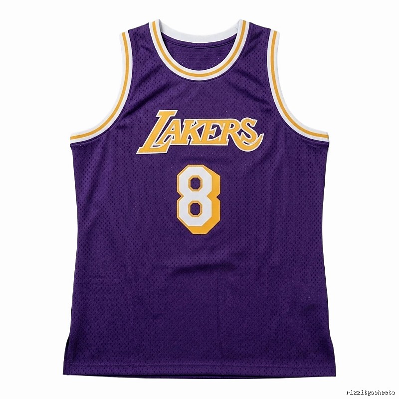 The classic blue jersey of the Michael Jordan.